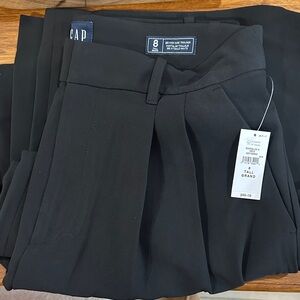 365 High Rise Black Trouser - Black 
size 8 Tall
GAP - brand new !